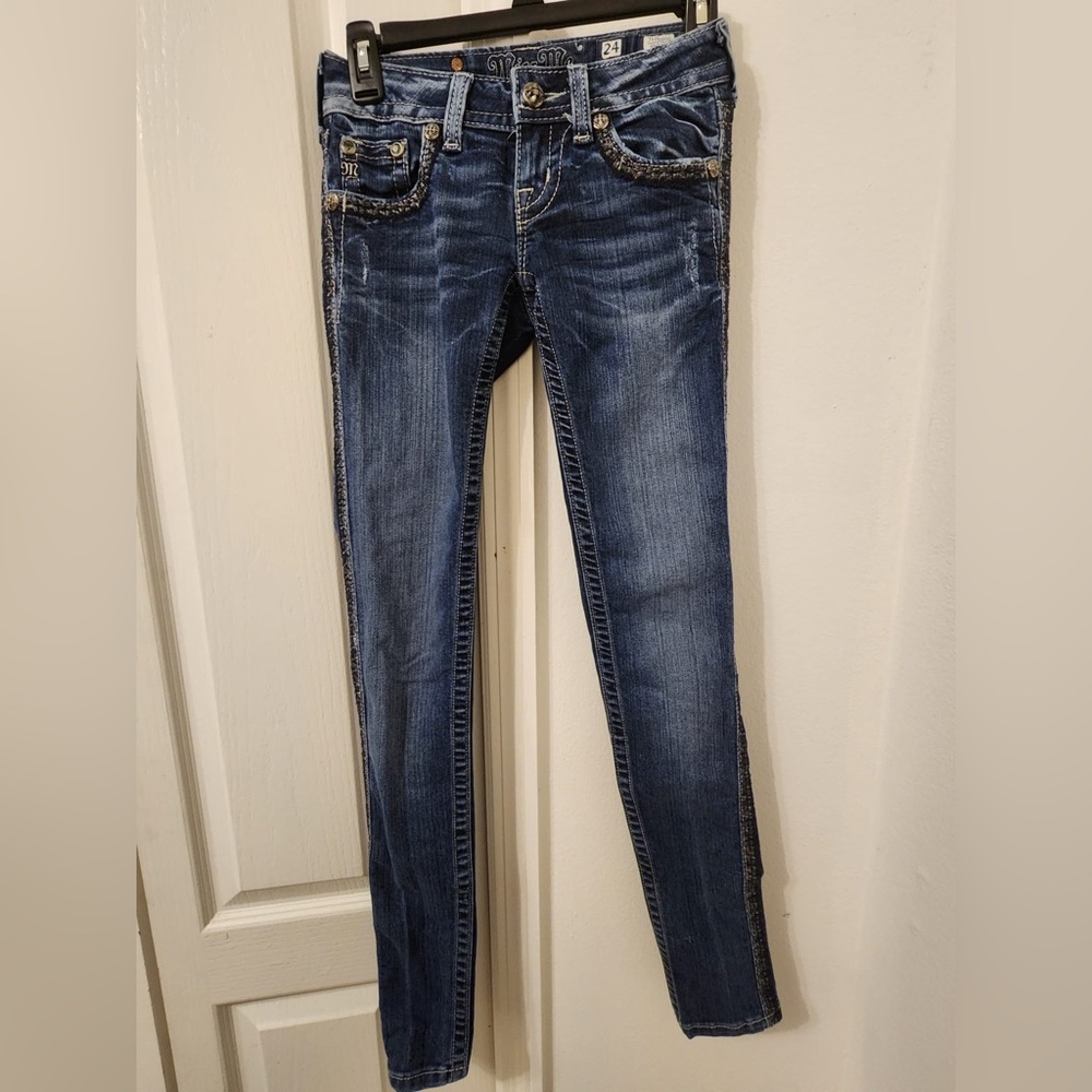 Miss Me Skinny Jeans 24